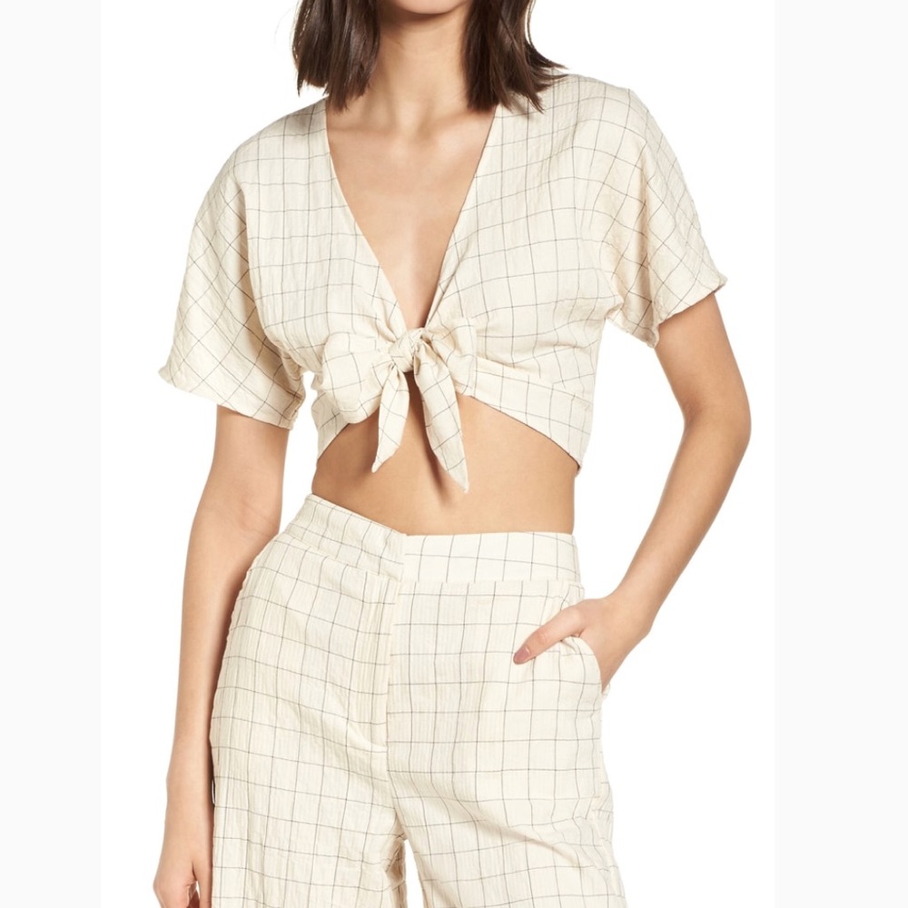 lydelle tie front top